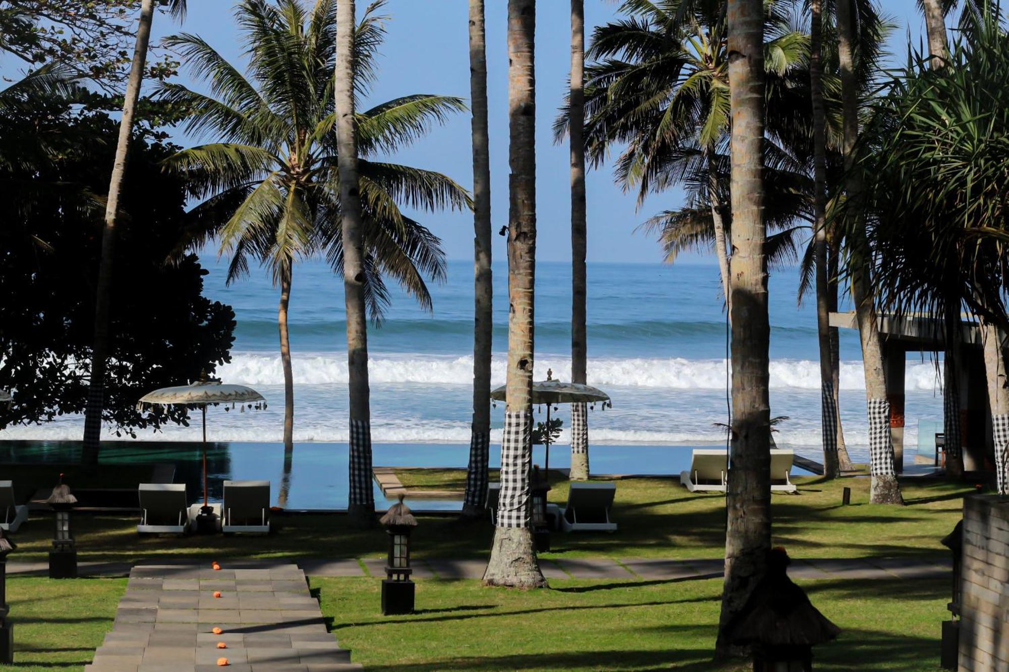 Kelapa Retreat & Spa Pulukan Exterior photo